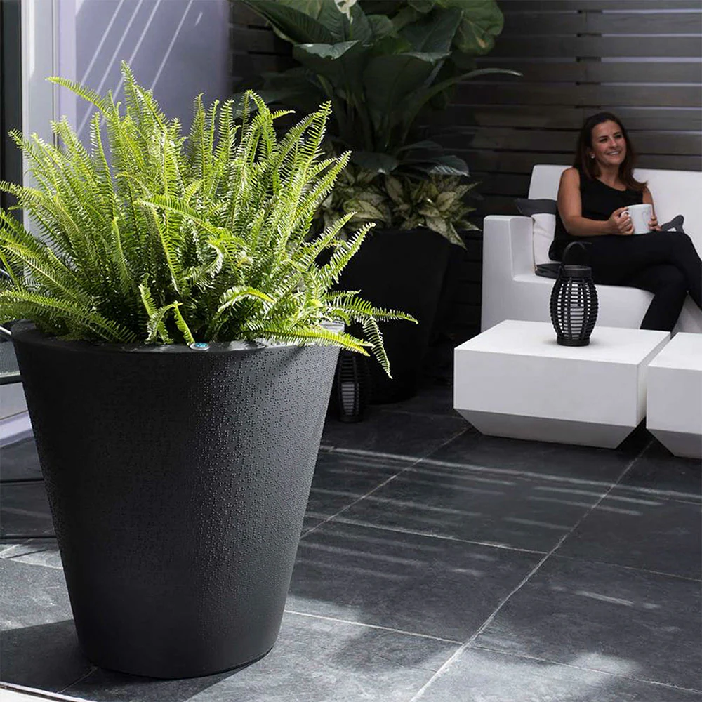 Crescent Garden Self-Watering Dot Planter - Image 3