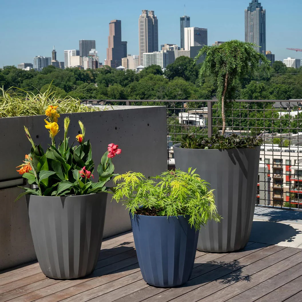 Crescent Garden Pleat Modern Planter in Slate - Image 4